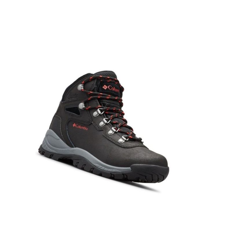 Columbia Newton Ridge Plus Waterproof Wide Yürüyüş Botu Kadın Siyah Kırmızı | 05167-HVBW